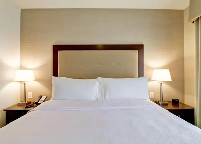 Homewood Suites By Hilton Woodbridge