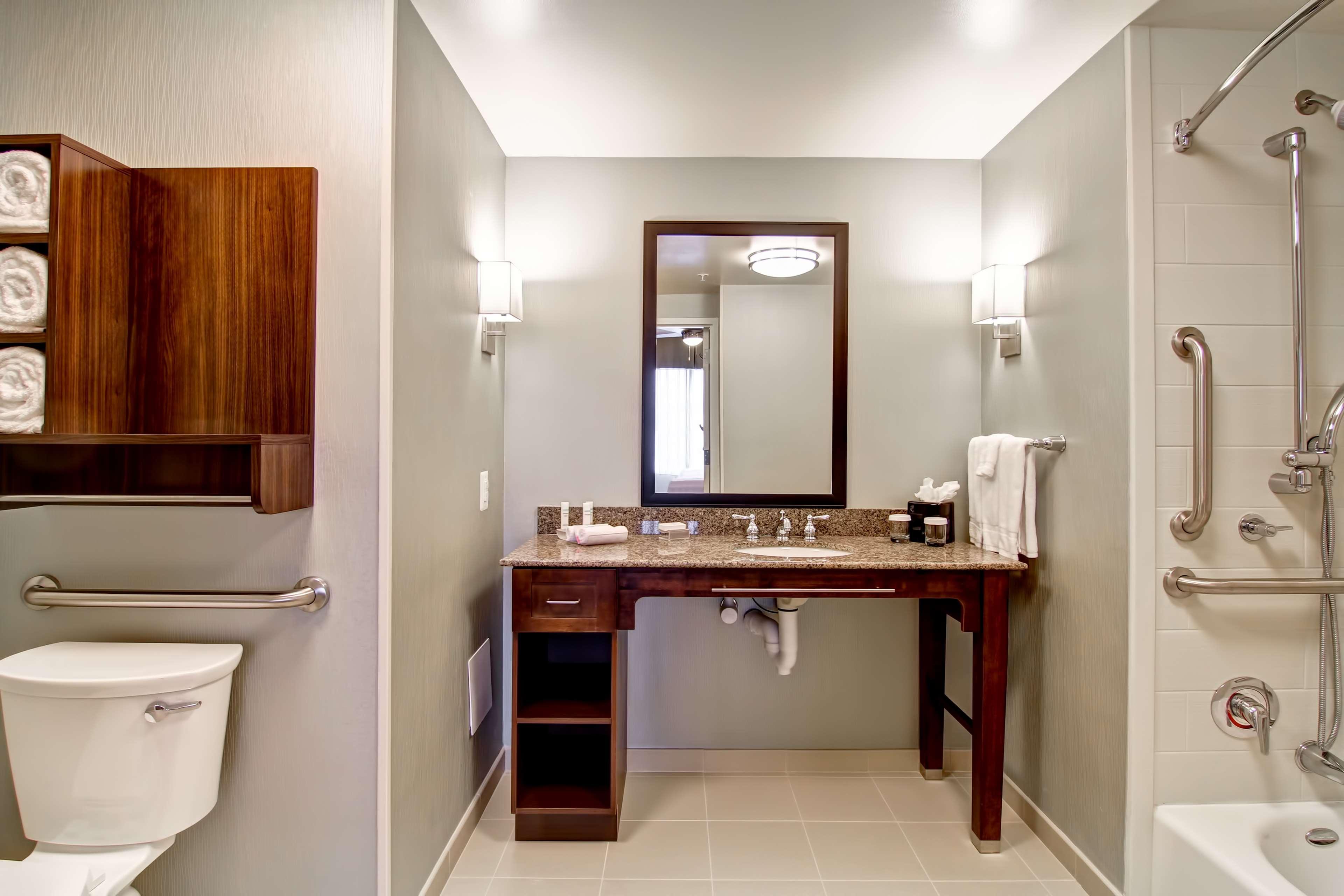 Hotel Homewood By Hilton Woodbridge